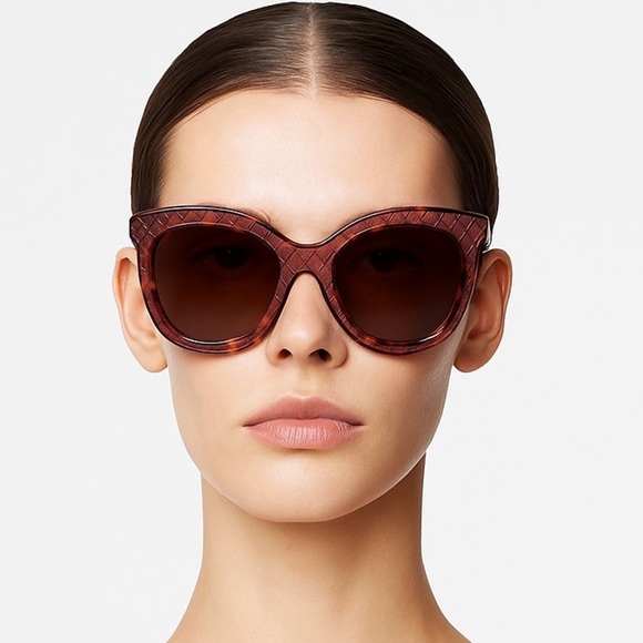 Bottega Veneta polarized sunglasses main image 9